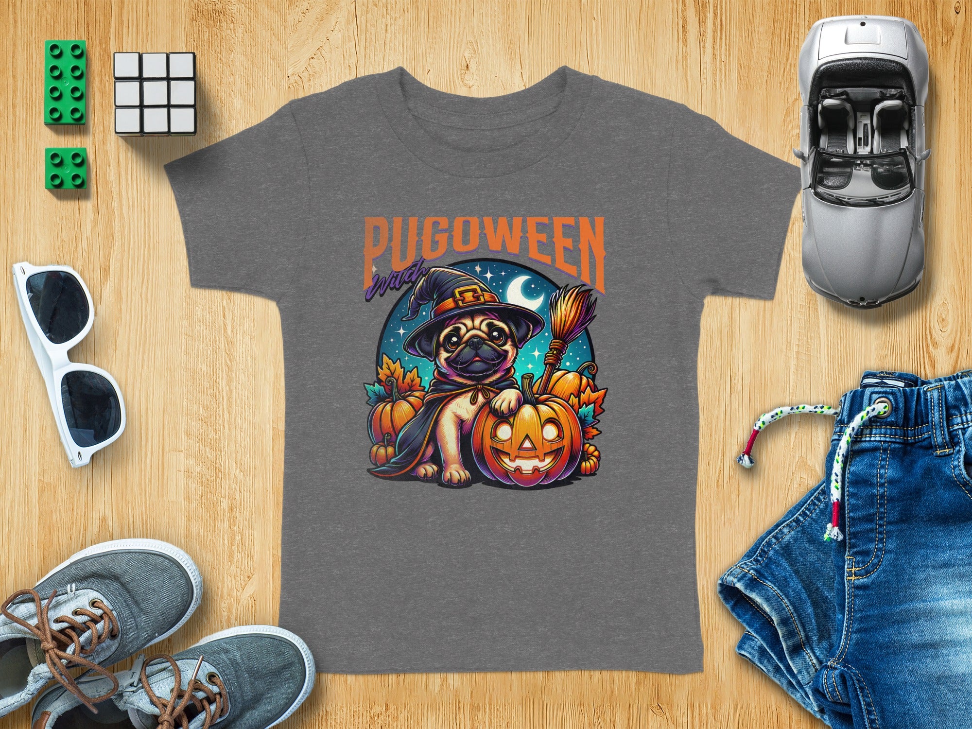 Pugoween Witch Halloween Design Cute Pug Puppy T-Shirt